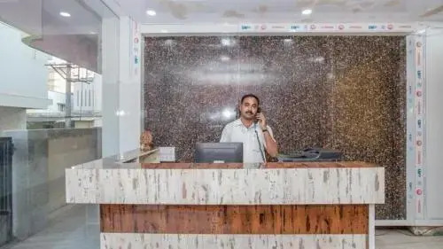 Goroomgo Ample Mint Chickpet Bengaluru