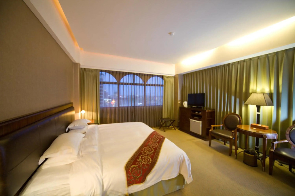Resort One Hotel