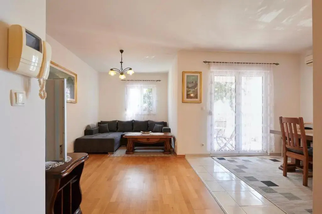Apartment Viktoria