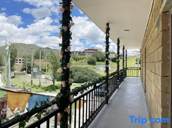 Xinduqiao Town Fenglinxi Boutique Homestay