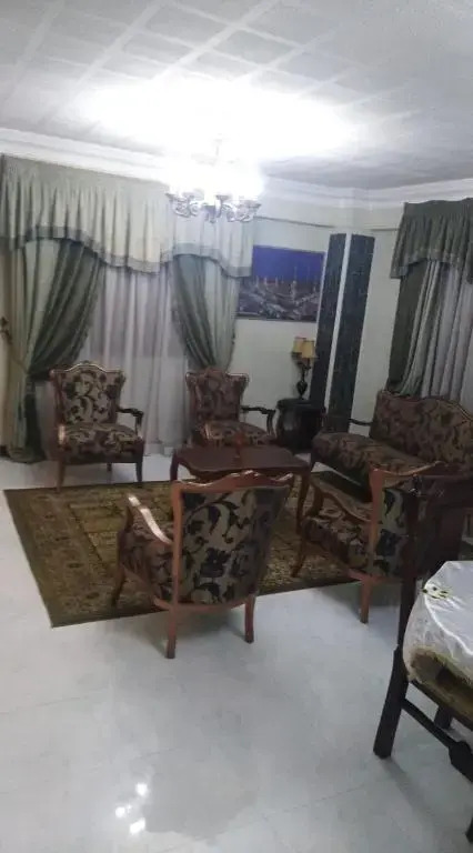 Fully furnished luxurious apartment in the center of new cairo