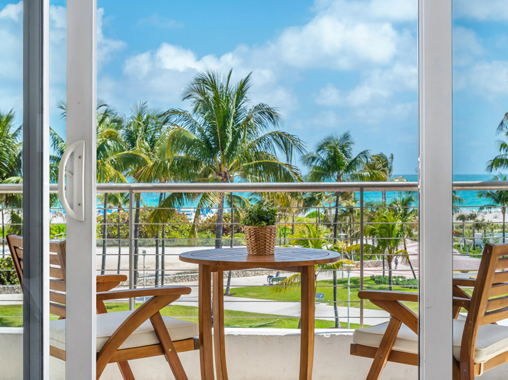 Bentley Hotel South Beach