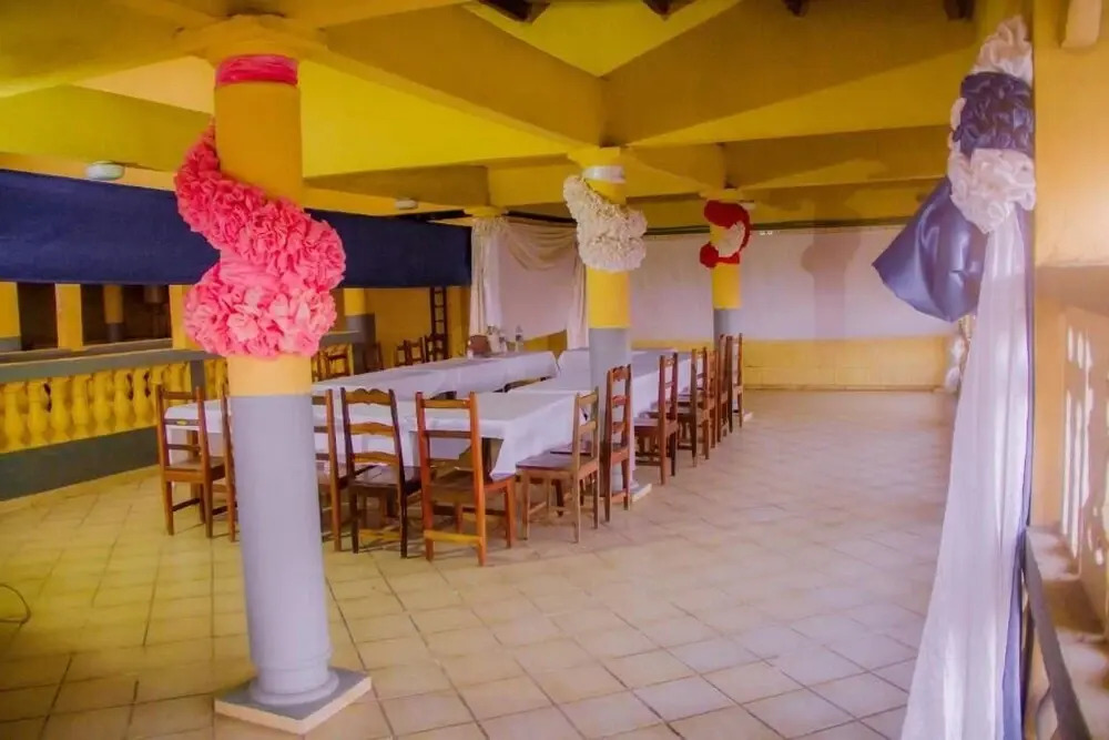 Salama Hotel
