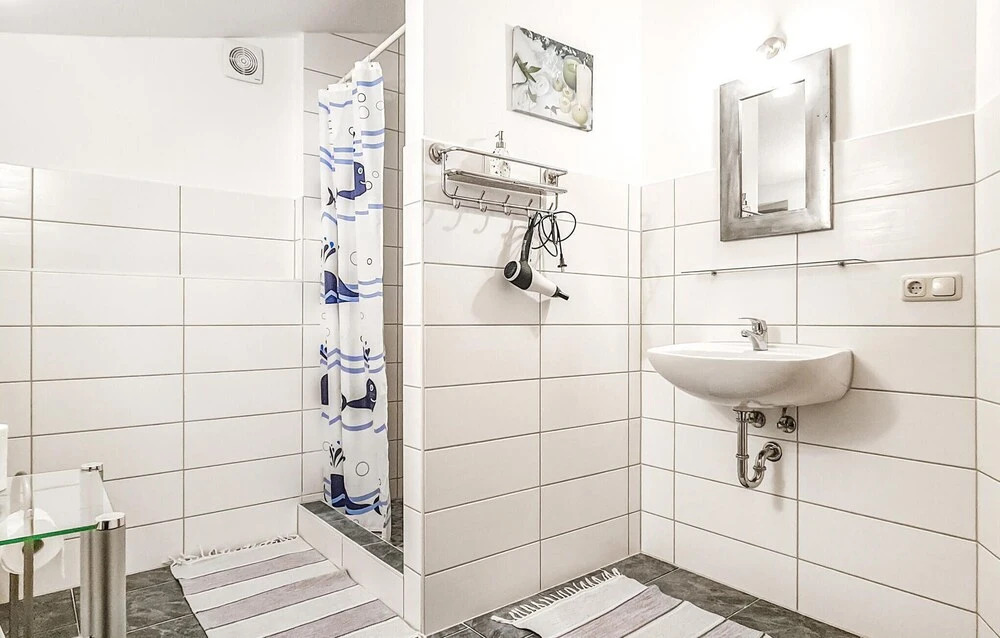 Amazing Apartment in Ribnitz-damgarten With 2 Bedrooms and Wifi