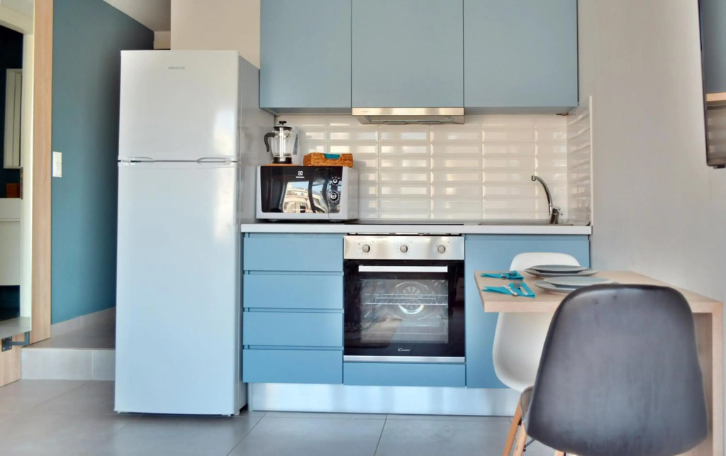 Bella Suite in the heart of the City Center, Parking