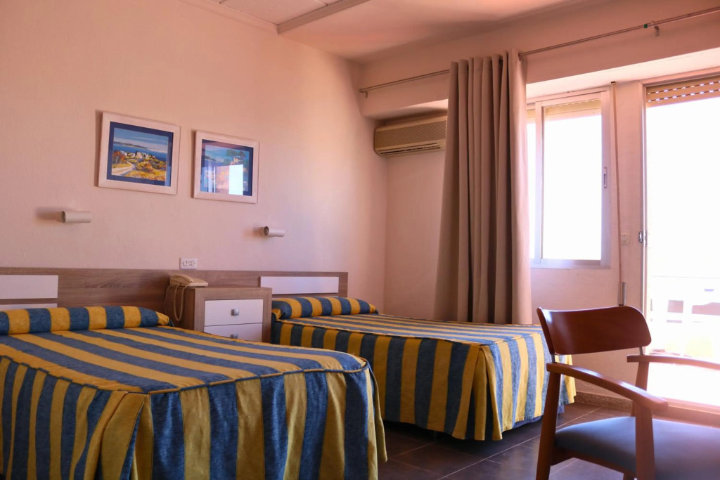Отель Bahía - 30º Hotels