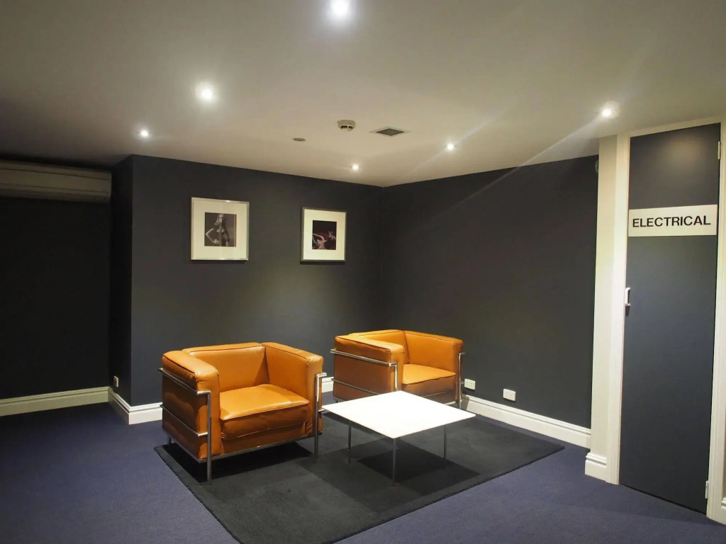 Sydney Airport Suites