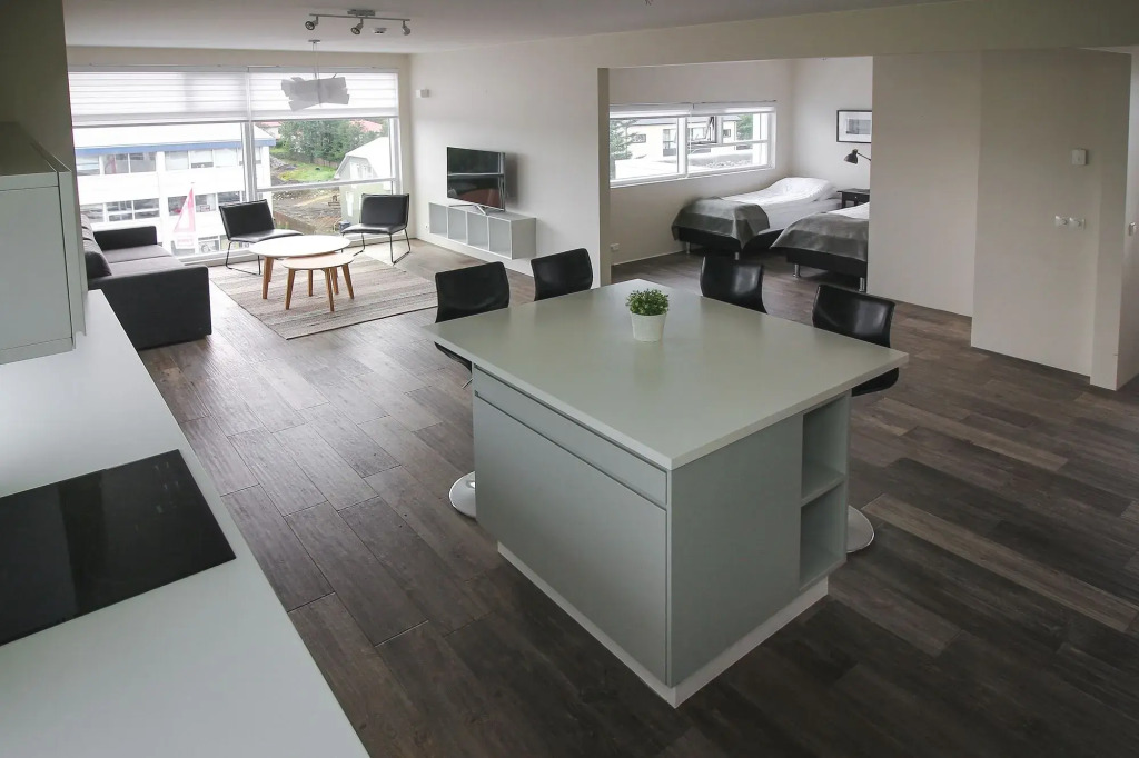Bella Apartments & Rooms
