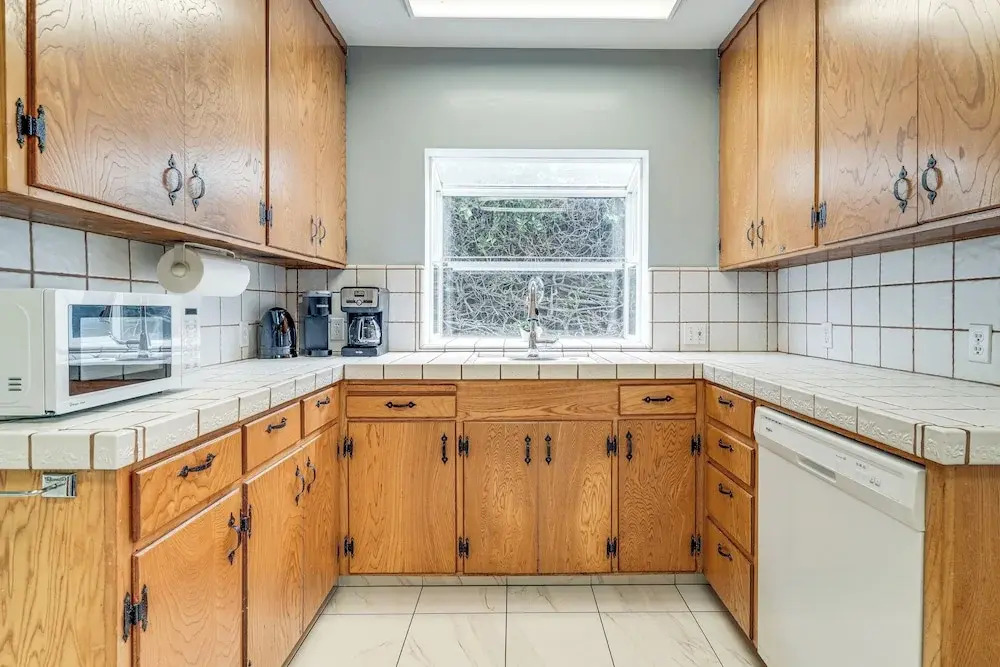 Great Bay Area Home, 12 Mi to Downtown San Jose
