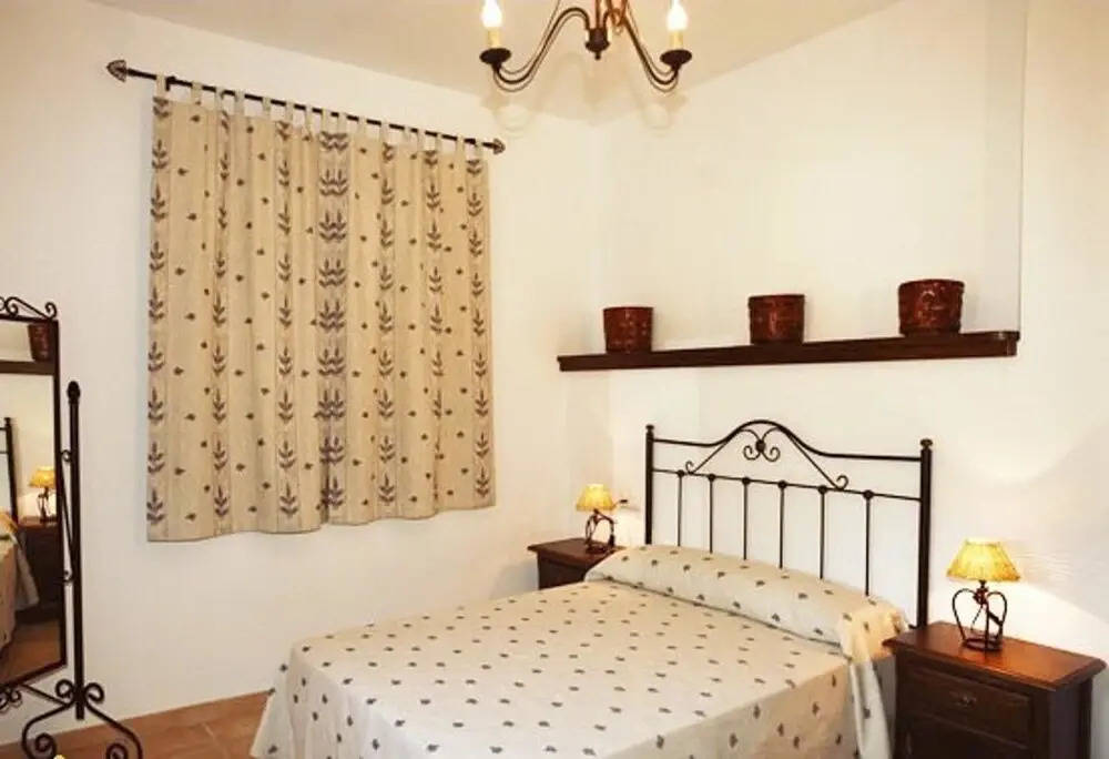 House With 5 Bedrooms in Carcabuey, With Wonderful Mountain View, Priv
