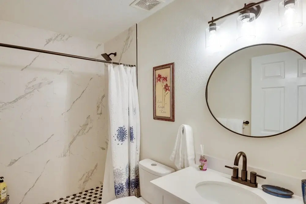 Palm Coast Home w/ Heated Pool: 3 Mi to Beach!