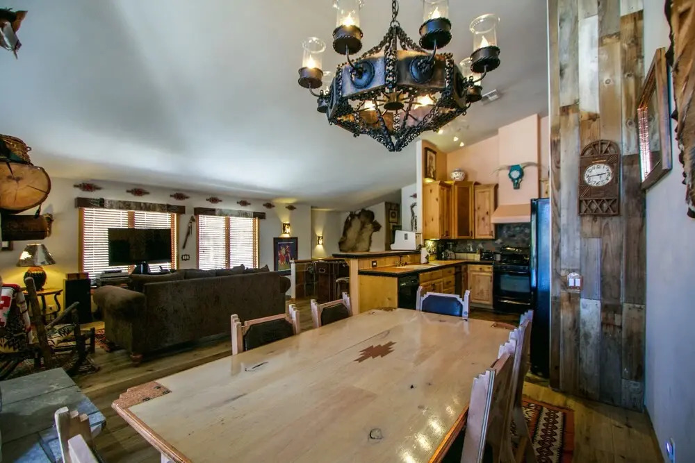 Snowcreek V #714 4 Bedrooms 3 Bathrooms Townhouse