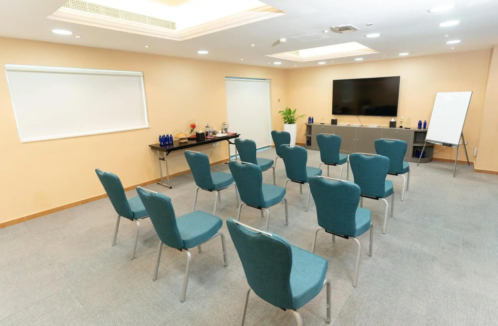 First Central Hotel Suites