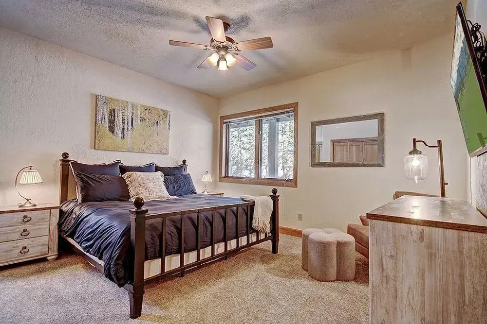 Evergreen Lodge
