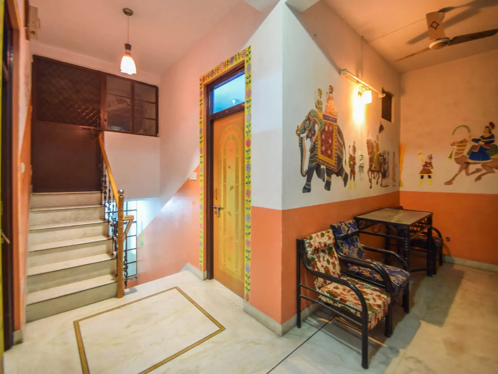 OYO Home 22469 Heritage City Palace View Stay Bhatiyani Chohatta