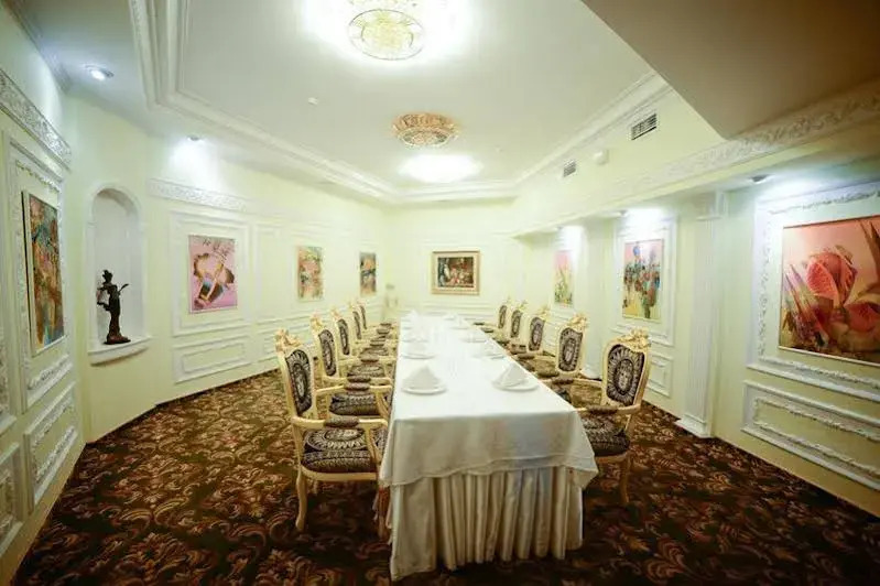 Visak Hotel