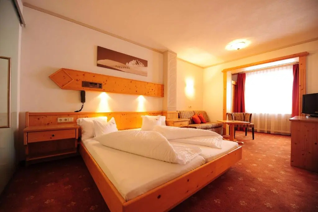 Hotel Toni