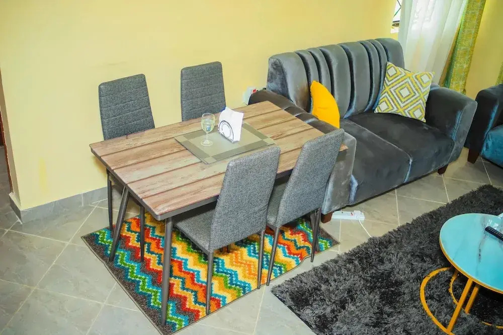 Lux Suites J'Melots Apartments Kisumu