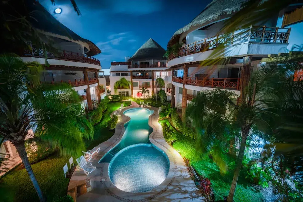 Wayak 301 - Center of Playa del Carmen