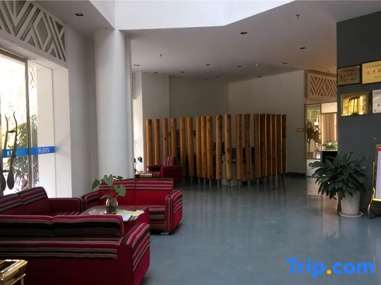 Longtan Hotel