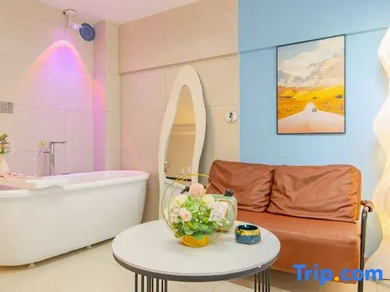 Jingxuan Themed Homestay (Jiangning Higher Education Mega Center)