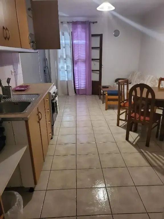 Angela Pension