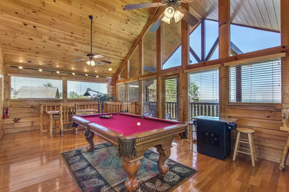 A Smoky Mountain Hide-a-way