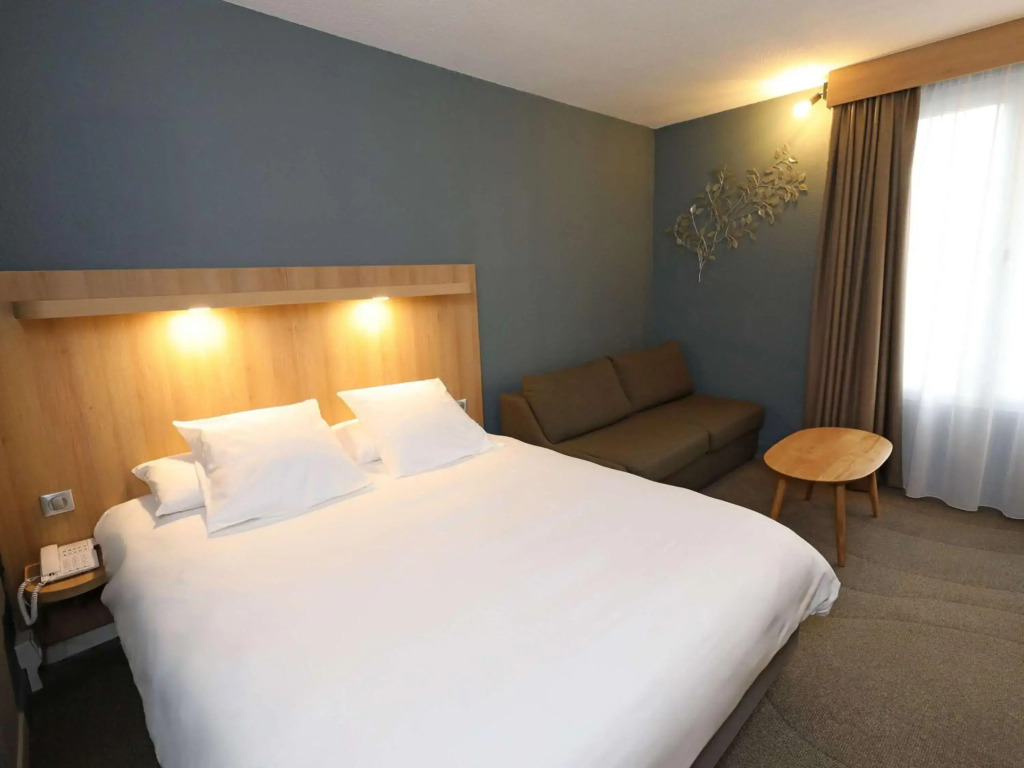 Mercure Abbeville Centre   Porte de La Baie de Somme
