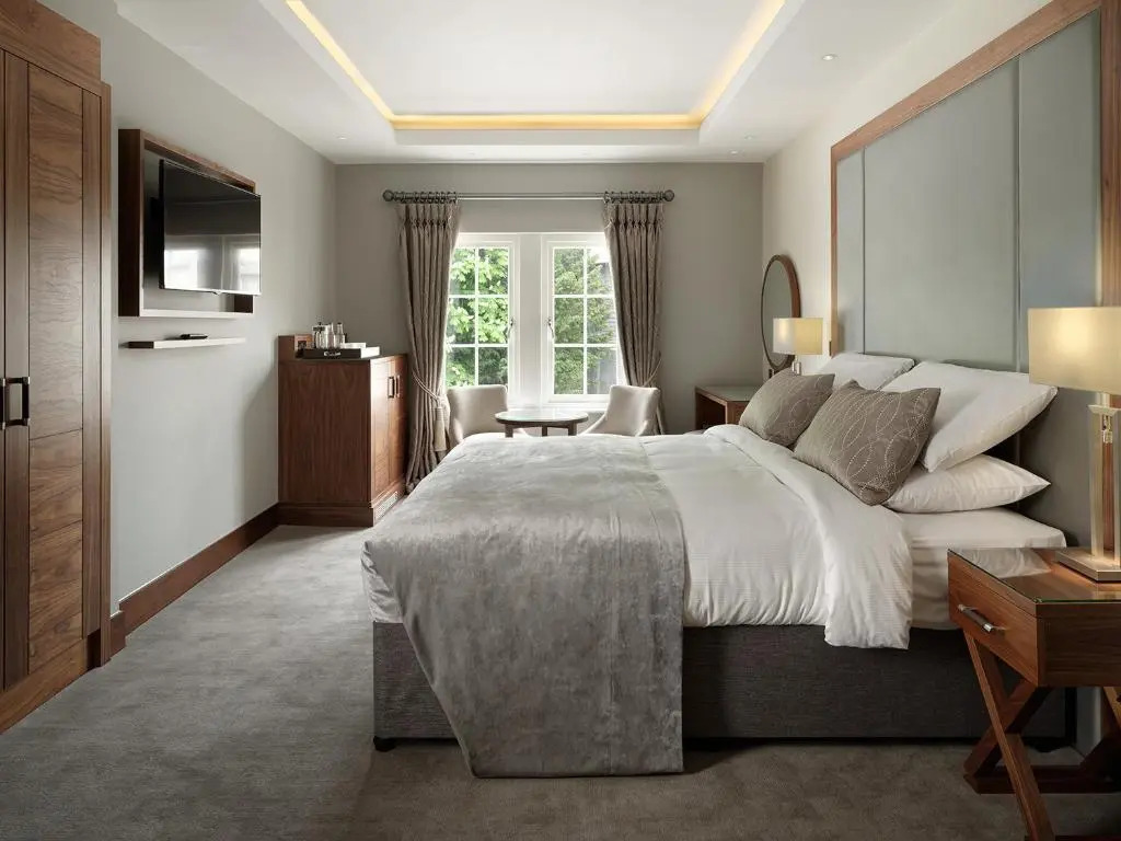 One Warwick Park Hotel