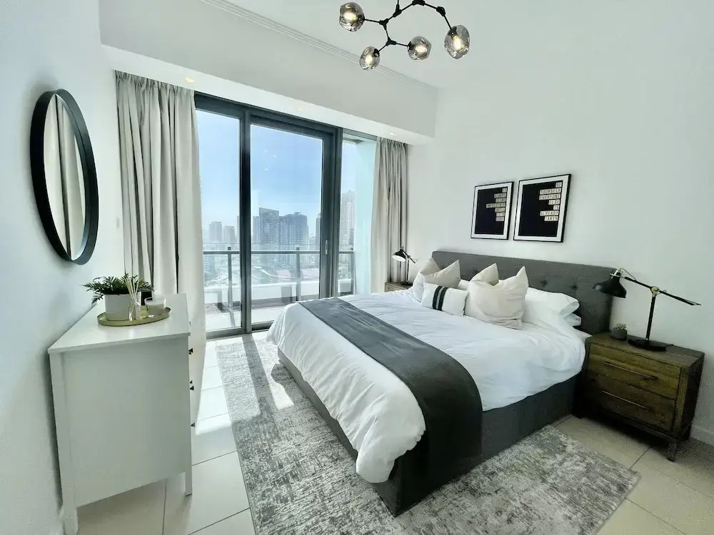Stunning 3B Spacious Marina View With Balcony