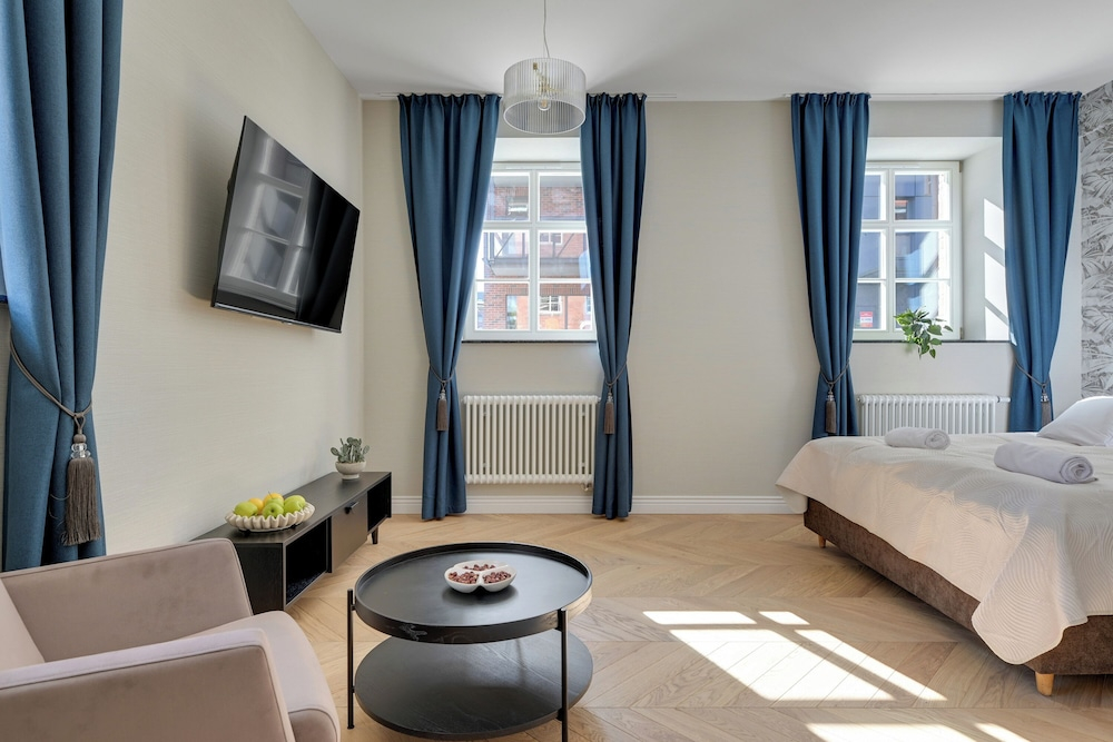 Budynek Dyrekcji by Browar Hevelius Apartments