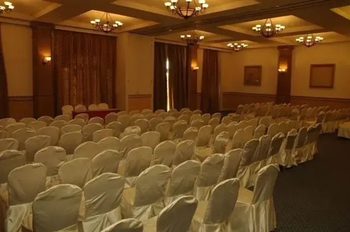 Crowne Plaza Resort