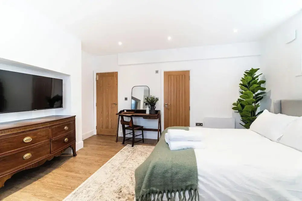 8 The Quadrant Luxury Apartments - Hoylake