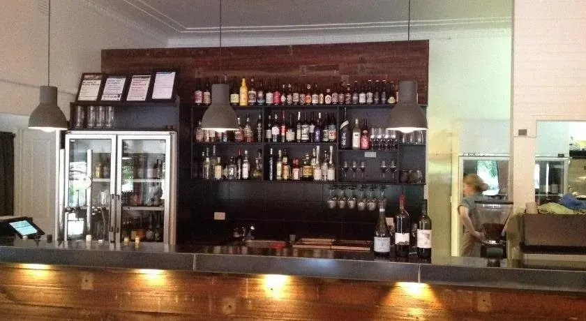 Coach House Inn