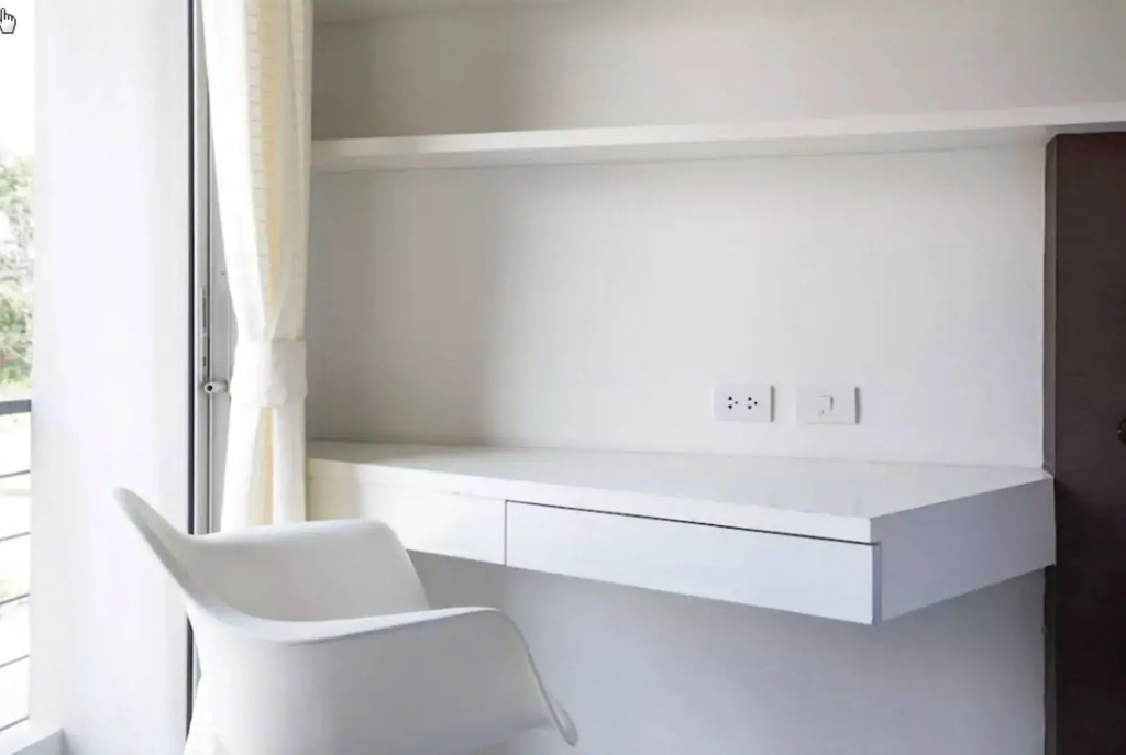 Condo Studio B at Replay E305