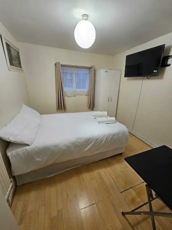 Bruce Rooms