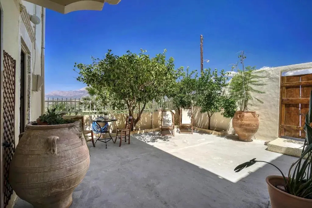 Serenity Courtyard village apartment