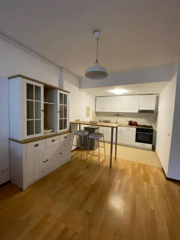 Ioana's Apartament