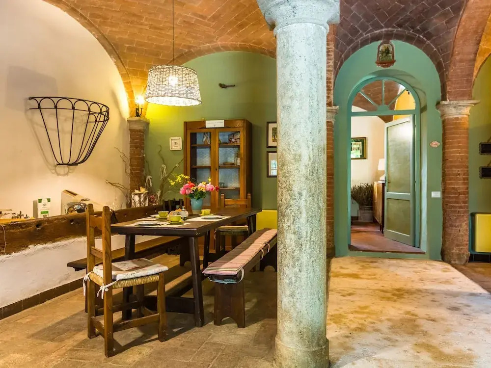 Farmhouse in Rapolano-terme With Swimming Pool, Garden, BBQ