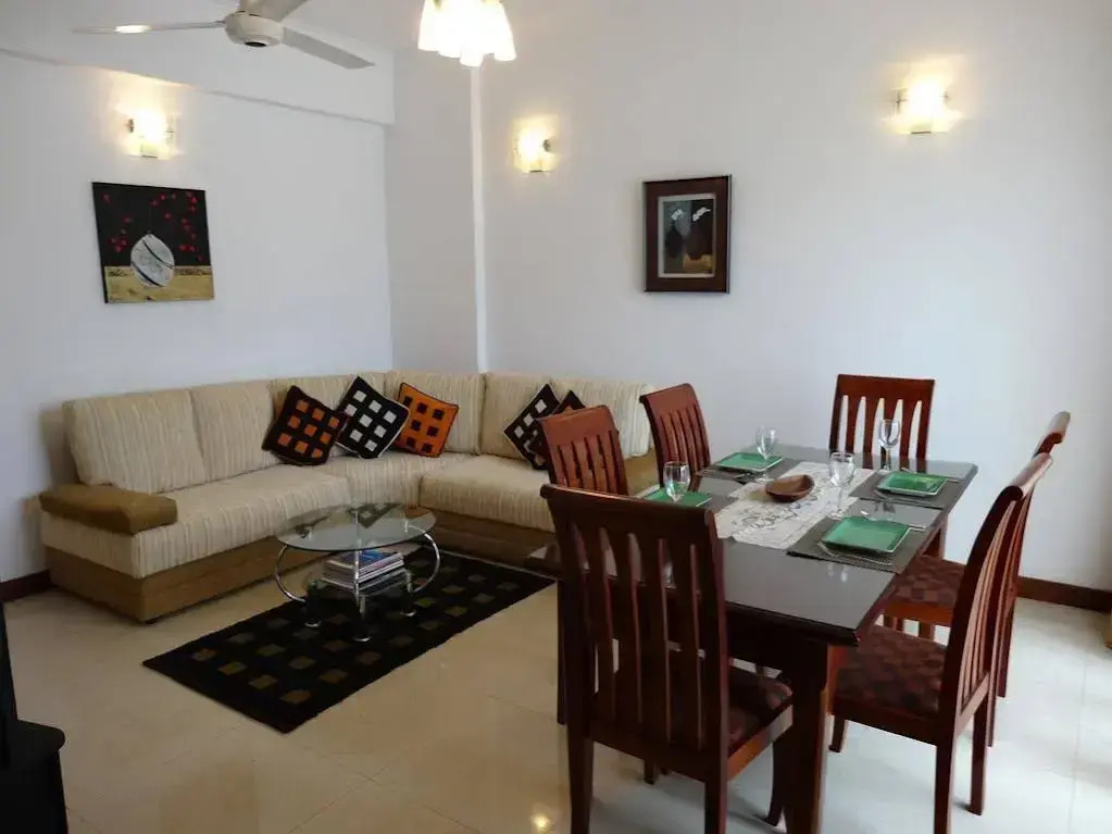 Hedges Court Residencies Town Hall- 2 Bed Room Apartment