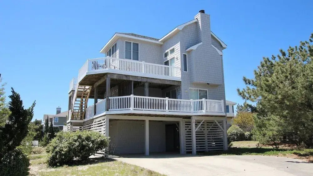 Tretower Strong Court Home - 5 Br Home