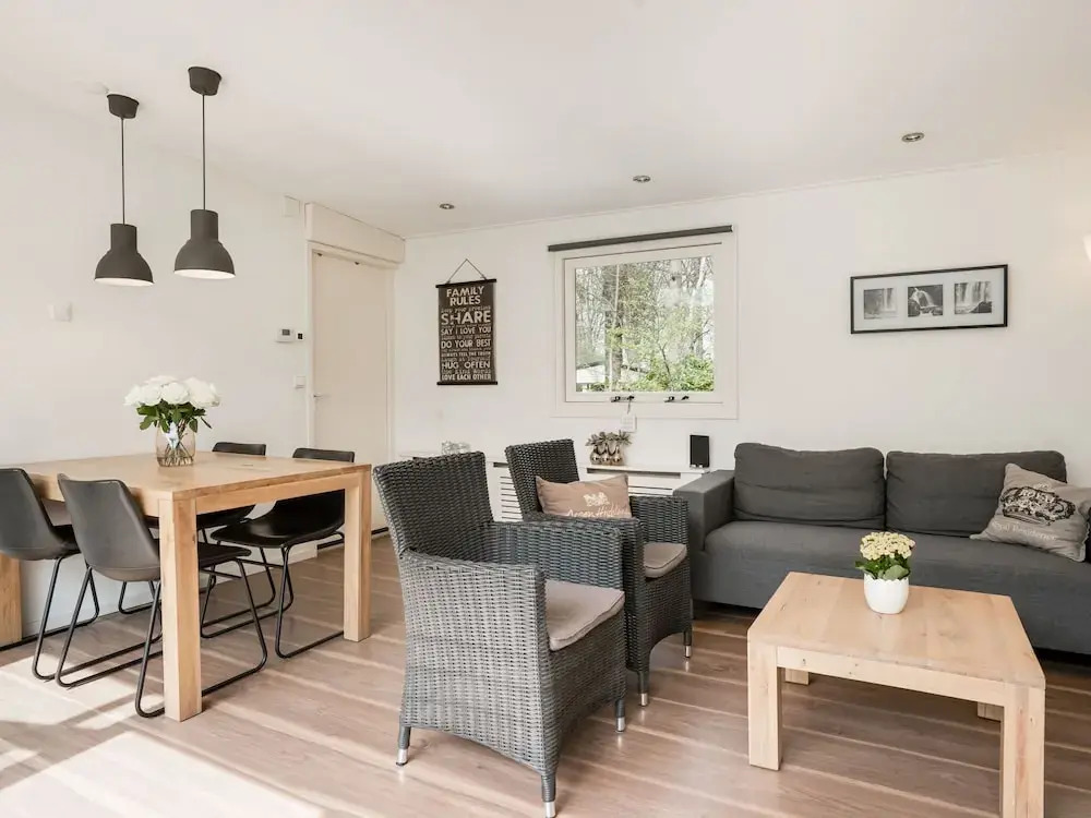 Secluded Bungalow in Laag-soeren With Garden