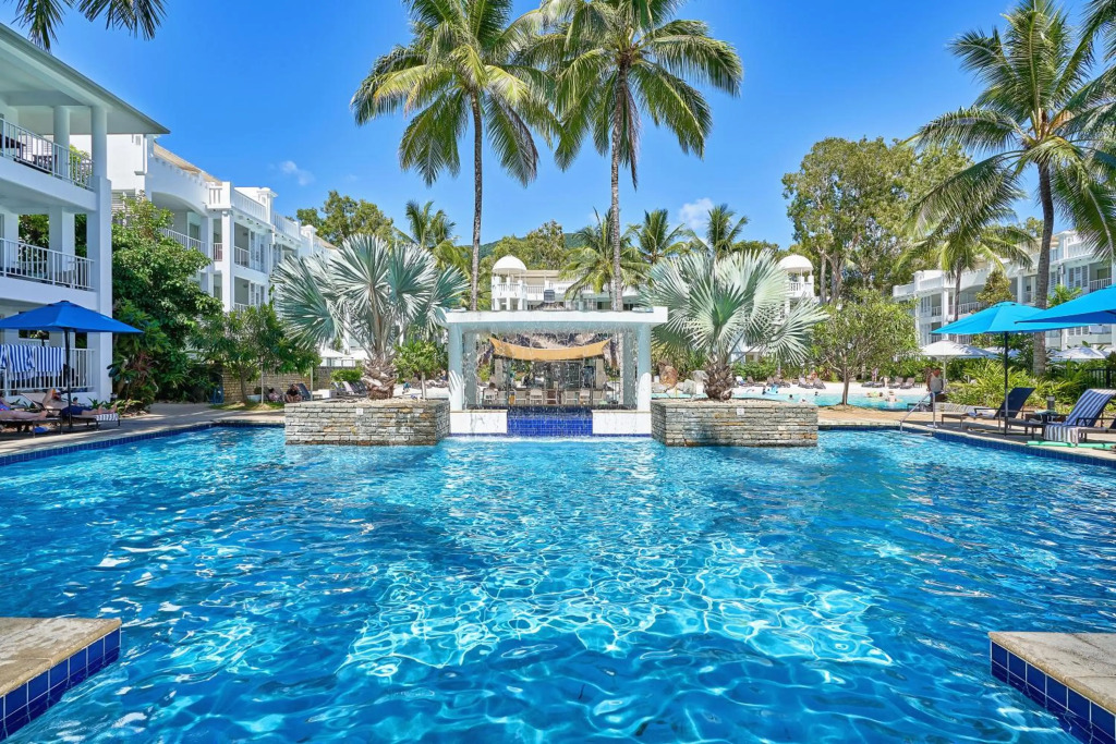 Beach Club Oceanview Apartment 1221-2 Palm Cove