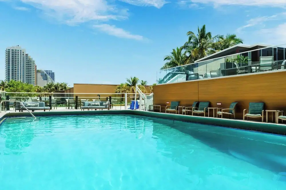 Courtyard by Marriott Oceanside Fort Lauderdale Beach
