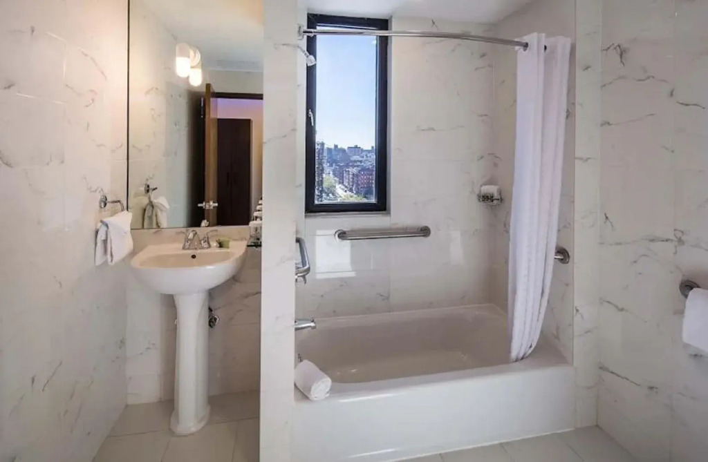 Orchard Street Hotel