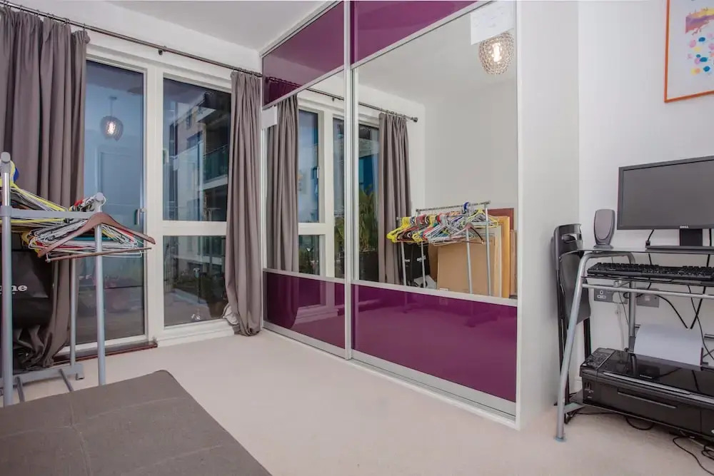 Beautiful Spacious Apartment with Private Balcony
