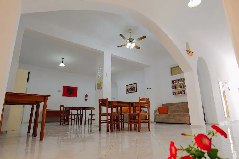 Armanda Hotel