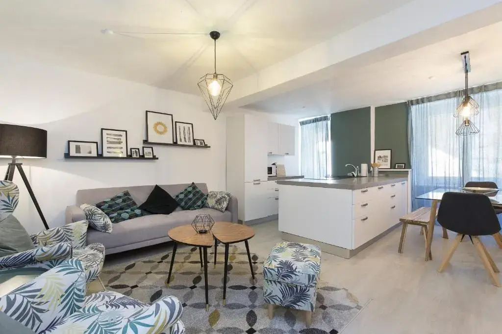 Honeymoon Apartment