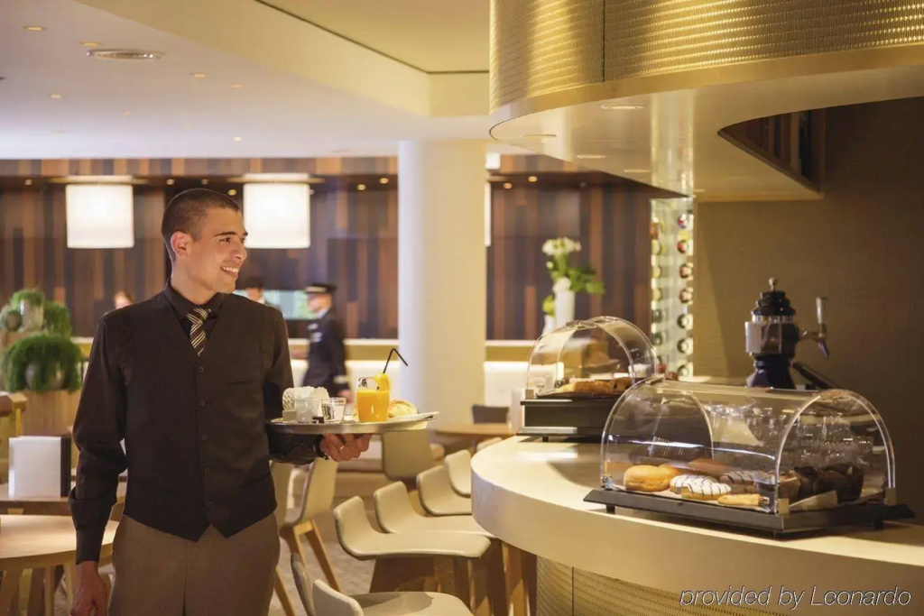 Mövenpick Hotel Geneva
