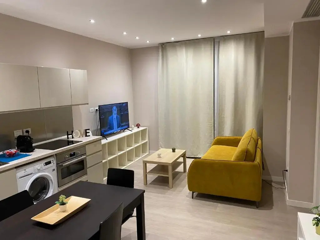 Urban Chic Home